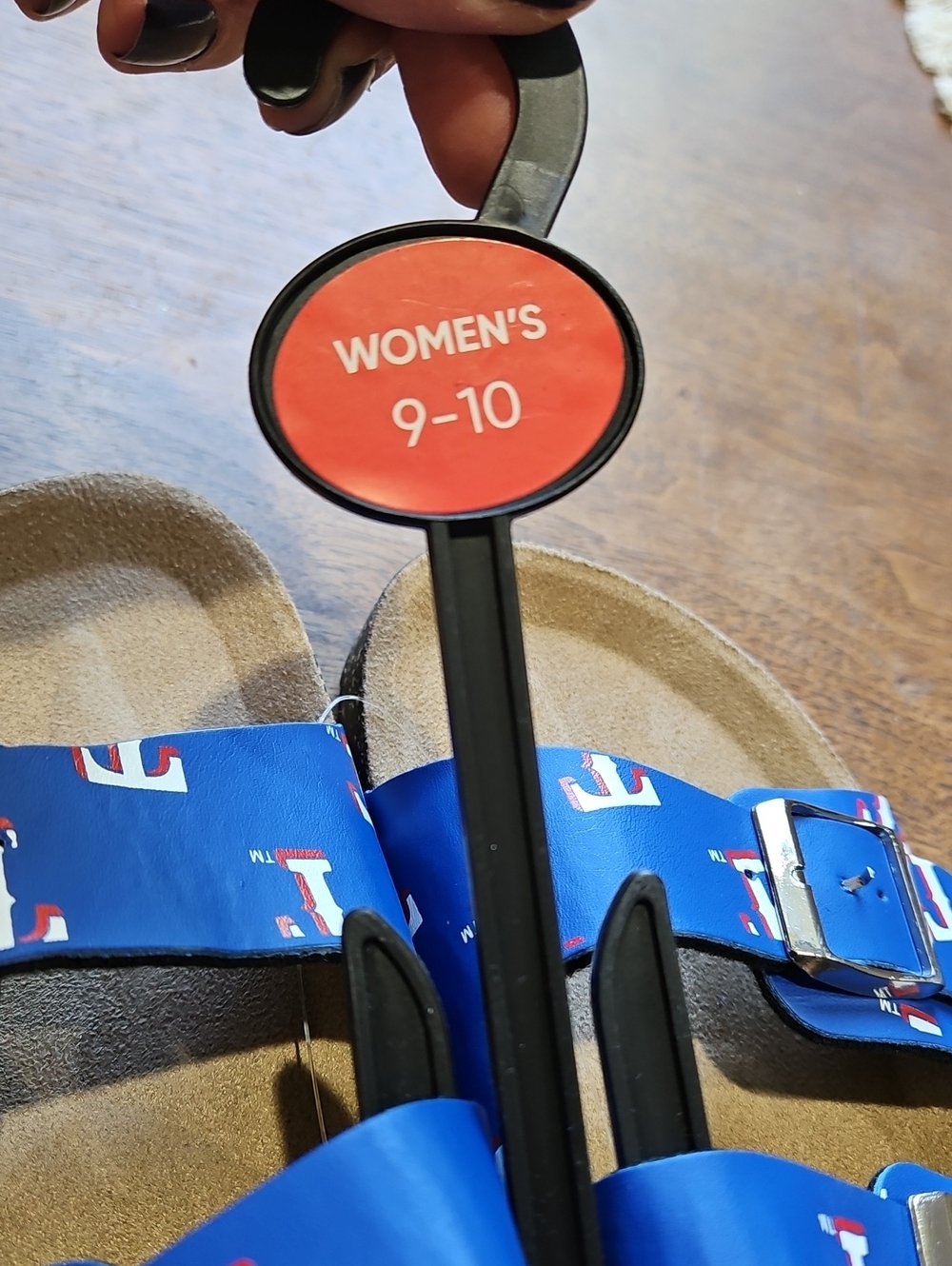 These blue Texas Rangers double-buckle sandals by FOCO - Picture 9 of 12